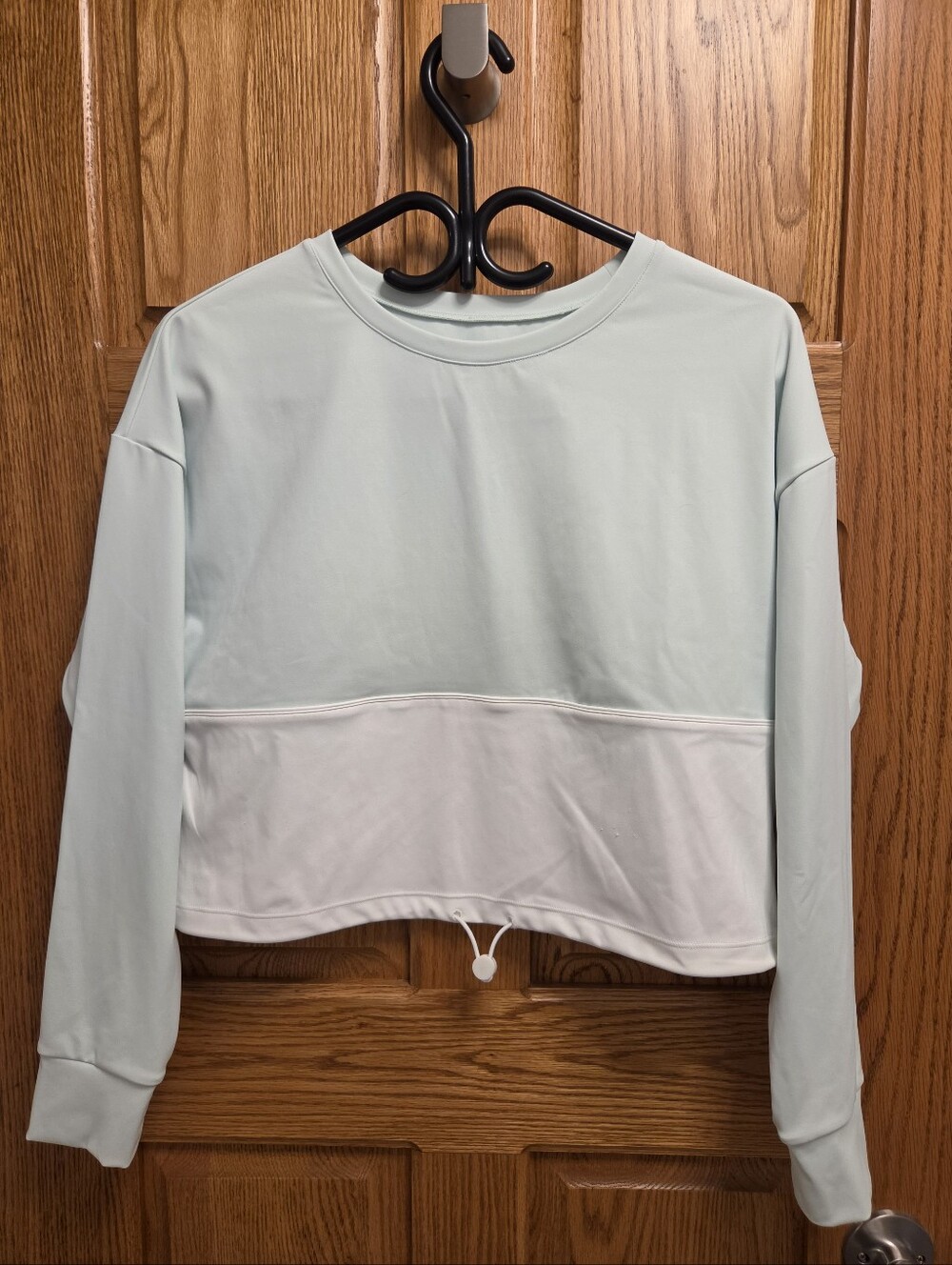 Zyia Active Nyanza Cinch Long Sleeve Crop Top Mint Green & White